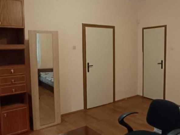 Дава се под наем Четиристаен апартамент в София, Редута - 124 кв.м за 650 € - Снимка #1