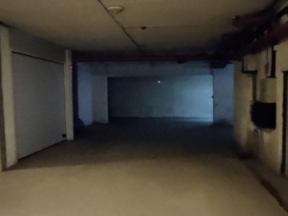 Гараж / Паркомясто в Бургас, Изгрев - 21 кв.м за 1096 €/кв.м - Снимка #1