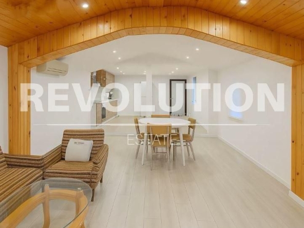 Дава се под наем Етаж от къща в с. Кичево, Област Варна - 80 кв.м за 450 € - Снимка #1