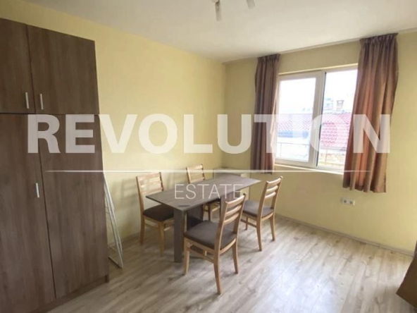 Дава се под наем Двустаен апартамент в Варна, Погреби - 60 кв.м за 430 € - Снимка #1