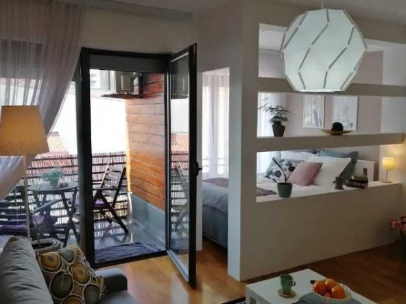 Дава се под наем Едностаен апартамент в Пловдив, Христо Смирненски - 36 кв.м за 153 € - Снимка #1