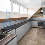 Дава се под наем Четиристаен апартамент в София, Лозенец - 125 кв.м за 790 € - Снимка #1