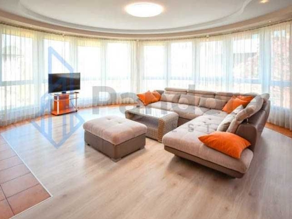 Дава се под наем Четиристаен апартамент в София, Изток - 170 кв.м за 1495.83 € - Снимка #1