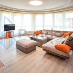 Дава се под наем Четиристаен апартамент в София, Изток - 170 кв.м за 1500 € - Снимка #1