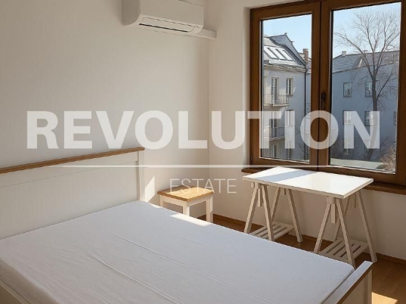 Дава се под наем Двустаен апартамент в Варна, Гръцка махала - 55 кв.м за 600 € - Снимка #1