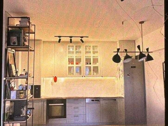 Дава се под наем Двустаен апартамент в Бургас, Възраждане - 53 кв.м за 229.5 € - Снимка #1