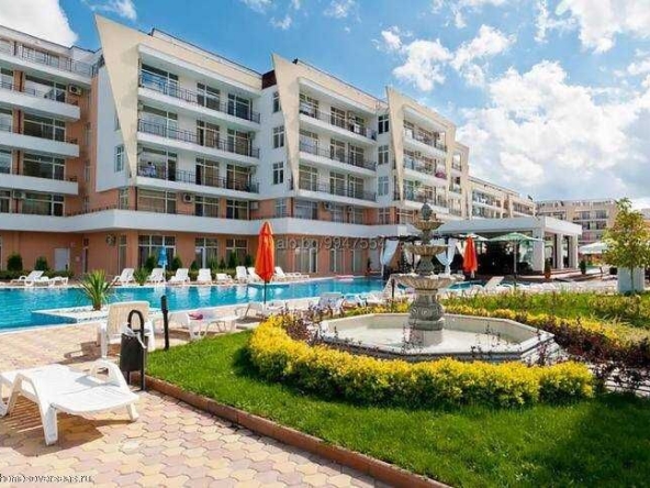 Двустаен апартамент в к.к. Слънчев бряг - 66000 кв.м за 1 €/кв.м - Снимка #1