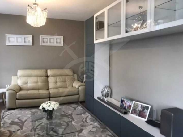 Тристаен апартамент в Пловдив, Гагарин - 105 кв.м за 1524 €/кв.м - Снимка #1