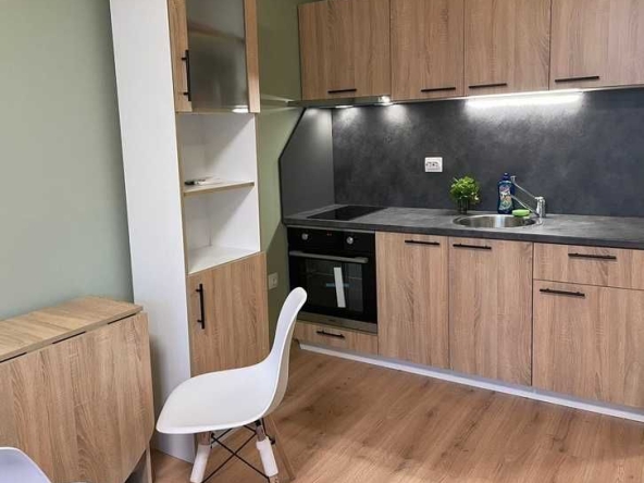 Дава се под наем Тристаен апартамент в София, Сердика - 80 кв.м за 668.1 € - Снимка #1