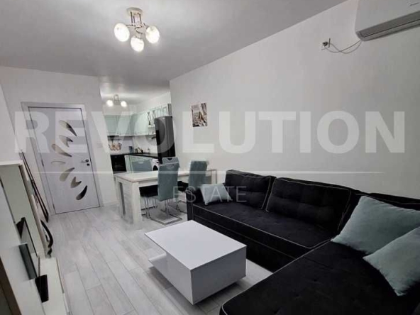 Дава се под наем Двустаен апартамент в Пловдив, Тракия - 65 кв.м за 450 € - Снимка #1