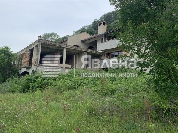 Хотел в Варна, м-т Фичоза - 2087 кв.м за 151 €/кв.м - Снимка #1