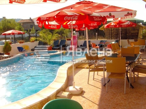 Хотел в с. Варвара, Област Бургас - 333 кв.м за 5406 €/кв.м - Снимка #1