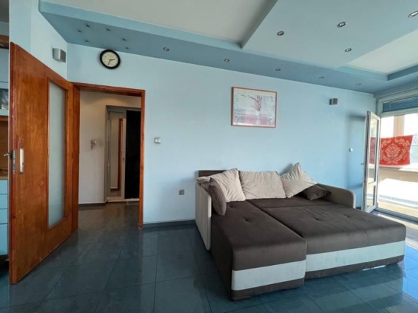 Дава се под наем Двустаен апартамент в София, Младост 1 - 64 кв.м за 650 € - Снимка #1