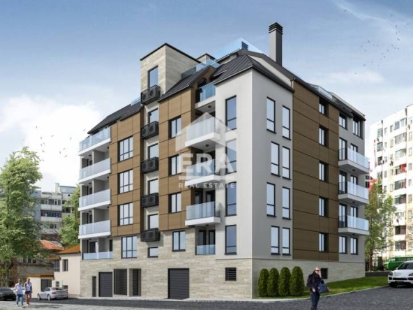 Тристаен апартамент в Варна, Цветен квартал - 103 кв.м за 1923 €/кв.м - Снимка #1