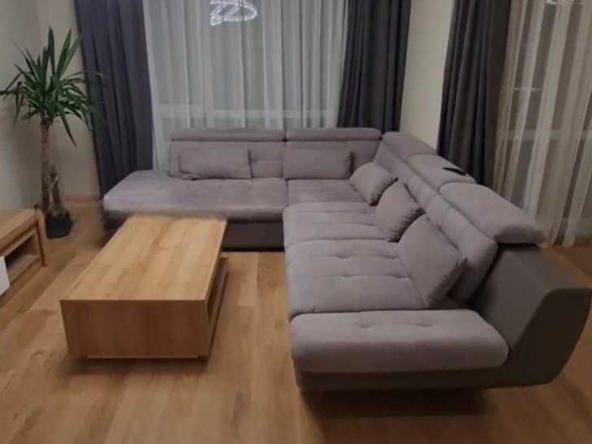 Дава се под наем Тристаен апартамент в София, Витоша - 103 кв.м за 920 € - Снимка #1