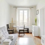 Дава се под наем Едностаен апартамент в Пловдив, Център - 29 кв.м за 147.9 € - Снимка #1