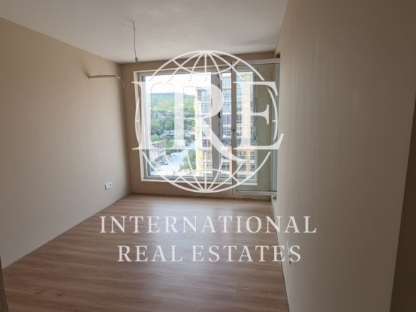 Двустаен апартамент в Варна, Левски - 67 кв.м за 2568 €/кв.м - Снимка #1