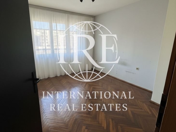 Четиристаен апартамент в Варна, Чайка - 107 кв.м за 1235 €/кв.м - Снимка #1