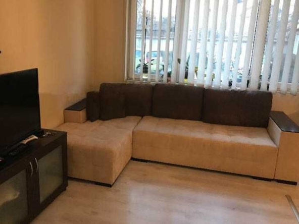 Дава се под наем Тристаен апартамент в София, Левски - 62 кв.м за 598.23 € - Снимка #1