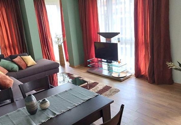 Дава се под наем Двустаен апартамент в Пловдив, Център - 64 кв.м за 765 € - Снимка #1