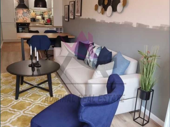 Дава се под наем Двустаен апартамент в Варна, Левски - 90 кв.м за 850 € - Снимка #1