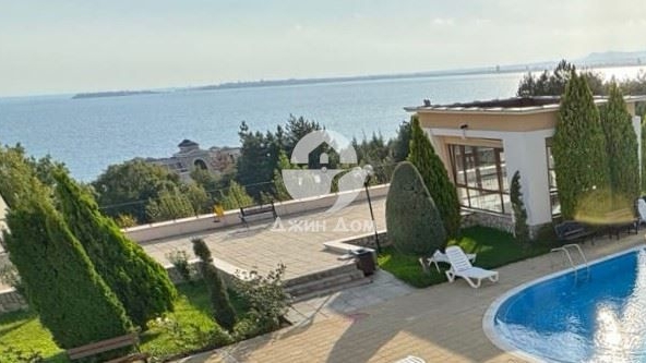 Тристаен апартамент в Свети Влас - 77 кв.м за 1884 €/кв.м - Снимка #1