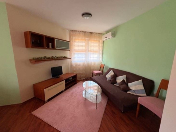 Дава се под наем Двустаен апартамент в София, Хиподрума - 60 кв.м за 597.21 € - Снимка #1