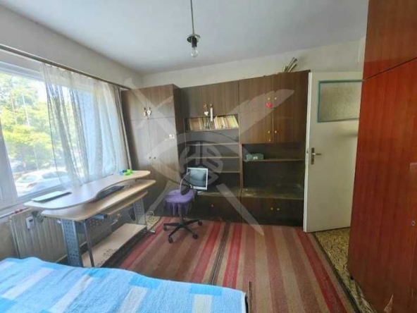 Многостаен апартамент в Бургас, Изгрев - 75 кв.м за 1800 €/кв.м - Снимка #1