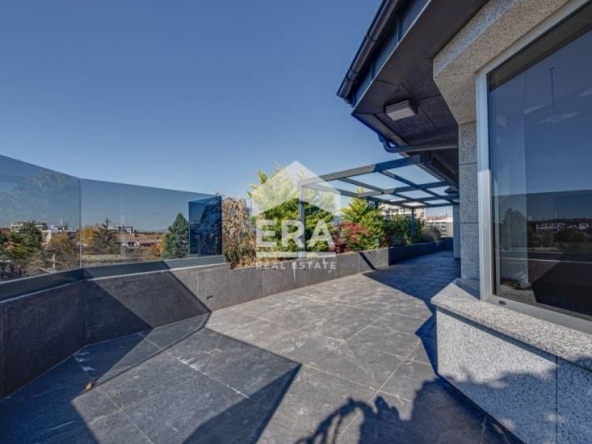 Многостаен апартамент в София, Изток - 562 кв.м за 1543 €/кв.м - Снимка #1