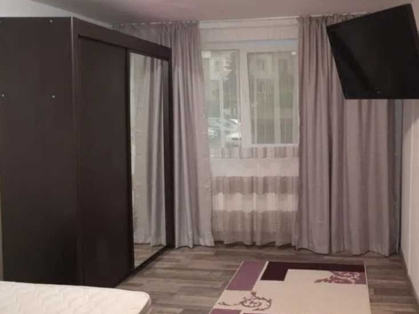 Дава се под наем Тристаен апартамент в Пловдив, Каменица 2 - 80 кв.м за 346.8 € - Снимка #1