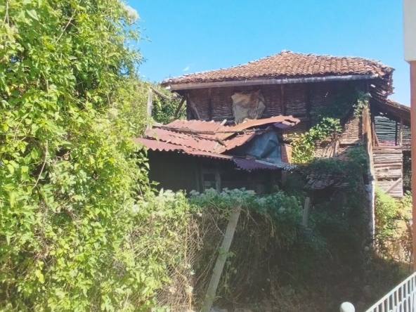 Къща в с. Боснек, Област Перник - 80 кв.м за 625 €/кв.м - Снимка #1