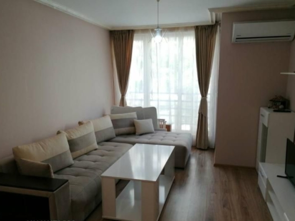 Дава се под наем Двустаен апартамент в Бургас, Меден рудник - зона В - 55 кв.м за 229.5 € - Снимка #1