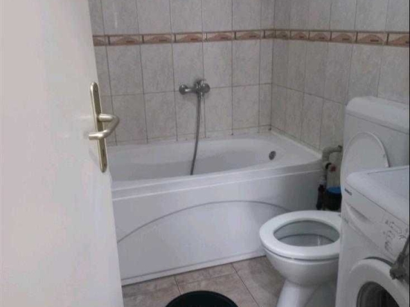 Дава се под наем Двустаен апартамент в Бургас, Братя Миладинови - 70 кв.м за 219.3 € - Снимка #1