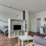 Дава се под наем Едностаен апартамент в Пловдив, Център - 25 кв.м за 142.8 € - Снимка #1