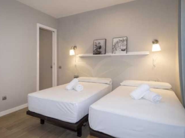 Дава се под наем Двустаен апартамент в Пловдив, Сточна гара - 60 кв.м за 348.84 € - Снимка #1