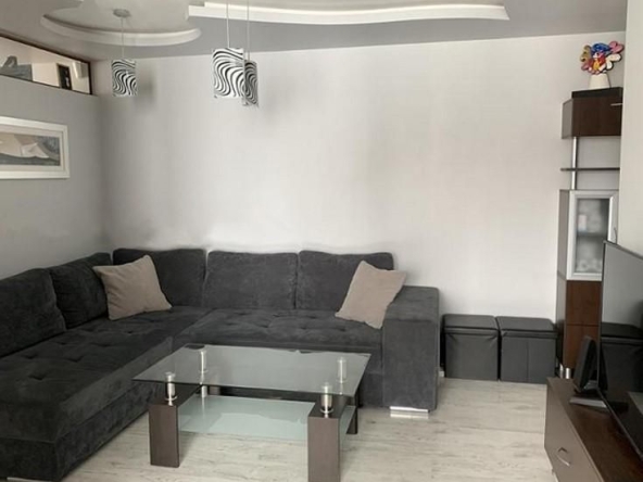 Дава се под наем Тристаен апартамент в София, Бояна - 100 кв.м за 750 € - Снимка #1