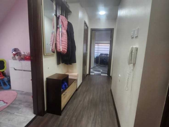 Тристаен апартамент в Търговище, Център - 70 кв.м за 1305 €/кв.м - Снимка #1