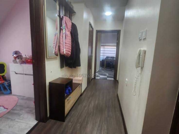 Тристаен апартамент в Търговище, Център - 70 кв.м за 656 €/кв.м - Снимка #1