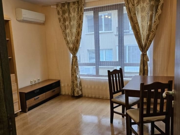 Дава се под наем Двустаен апартамент в Варна, Трошево - 50 кв.м за 400 € - Снимка #1