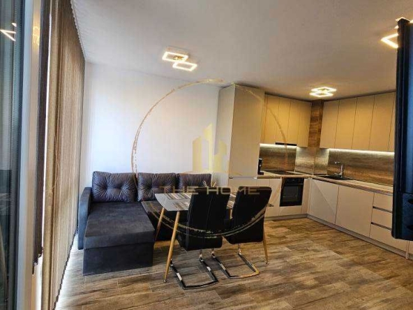 Дава се под наем Тристаен апартамент в Варна, Владислав Варненчик - 75 кв.м за 550 € - Снимка #1