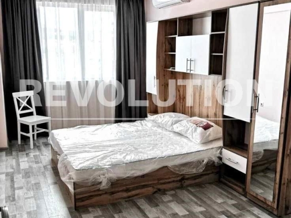 Дава се под наем Двустаен апартамент в Варна, Автогара - 72 кв.м за 400 € - Снимка #1