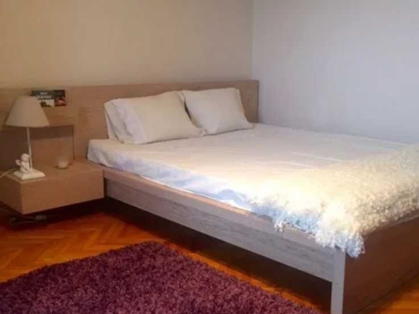 Дава се под наем Тристаен апартамент в Бургас, Сарафово - 100 кв.м за 397.8 € - Снимка #1