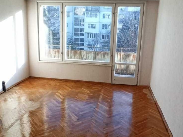 Четиристаен апартамент в Варна, Левски - 80 кв.м за 1013 €/кв.м - Снимка #1