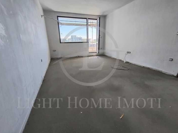 Двустаен апартамент в Пловдив, Христо Смирненски - 71 кв.м за 1264 €/кв.м - Снимка #1