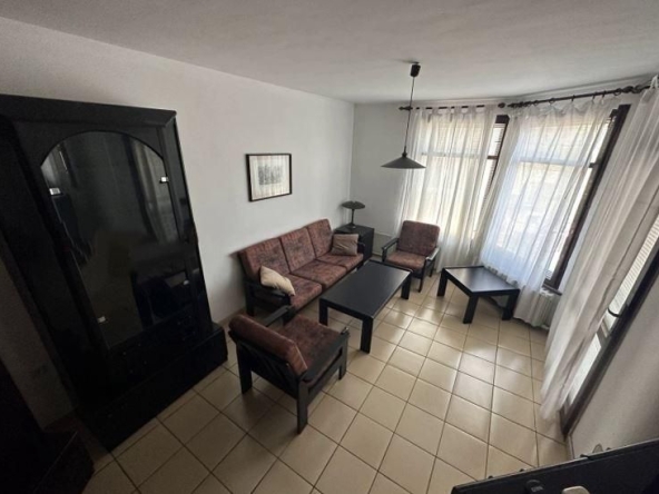 Дава се под наем Тристаен апартамент в Пловдив, Кючук Париж - 92 кв.м за 350 € - Снимка #1