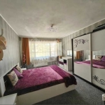 Многостаен апартамент в Бургас, Изгрев - 75 кв.м за 2000 €/кв.м - Снимка #1