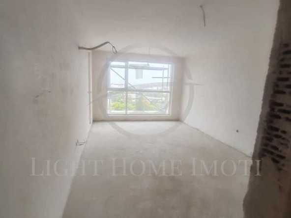 Двустаен апартамент в Пловдив, Кючук Париж - 76 кв.м за 1027 €/кв.м - Снимка #1