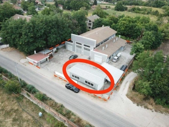 Дава се под наем Промишлена сграда в с. Болярци, Област Пловдив - 100 кв.м за 1020 € - Снимка #1