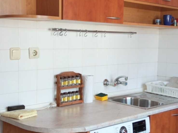 Дава се под наем Едностаен апартамент в София, Младост 1А - 46 кв.м за 280.5 € - Снимка #1