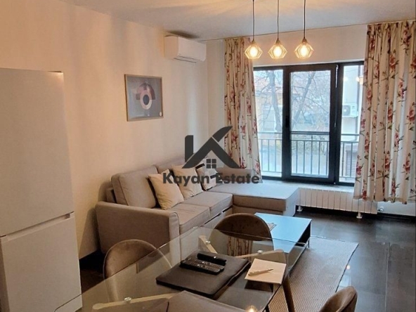 Дава се под наем Тристаен апартамент в Пловдив, Каменица 1 - 98 кв.м за 867 € - Снимка #1